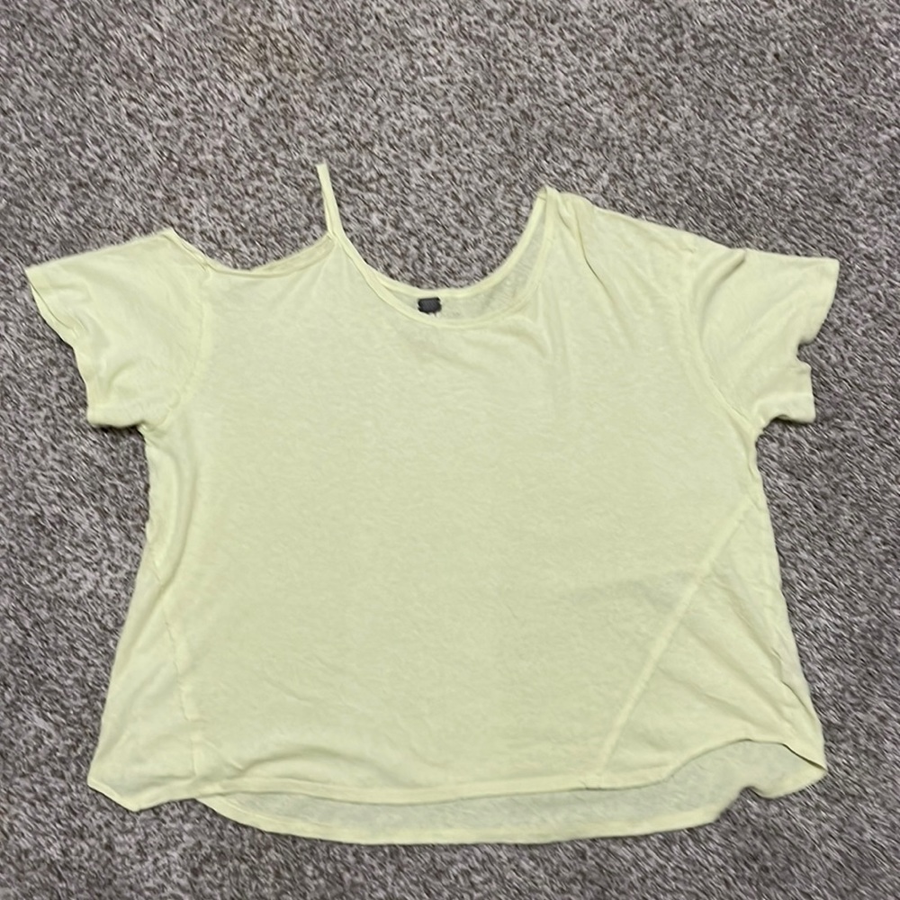 Free People Half Cold Shoulder Top Sz S